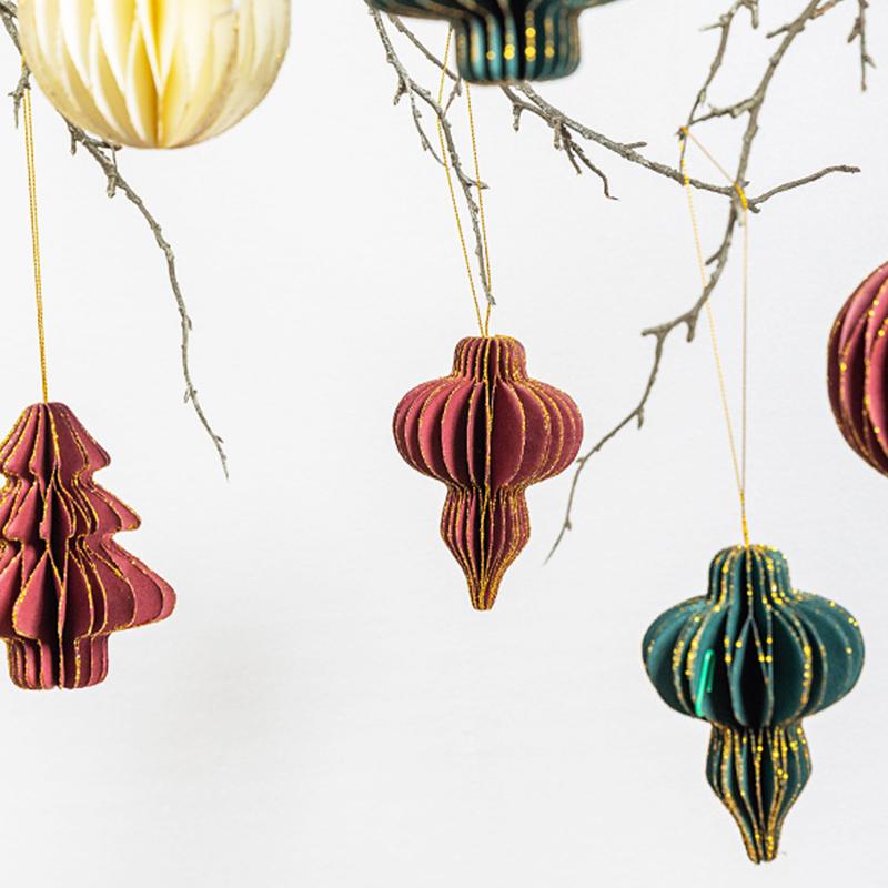 1PC Lantern Elegant Ornament Festive Paper Durable Ornament Classic Christmas Tree Romantic Honeycomb Delicate