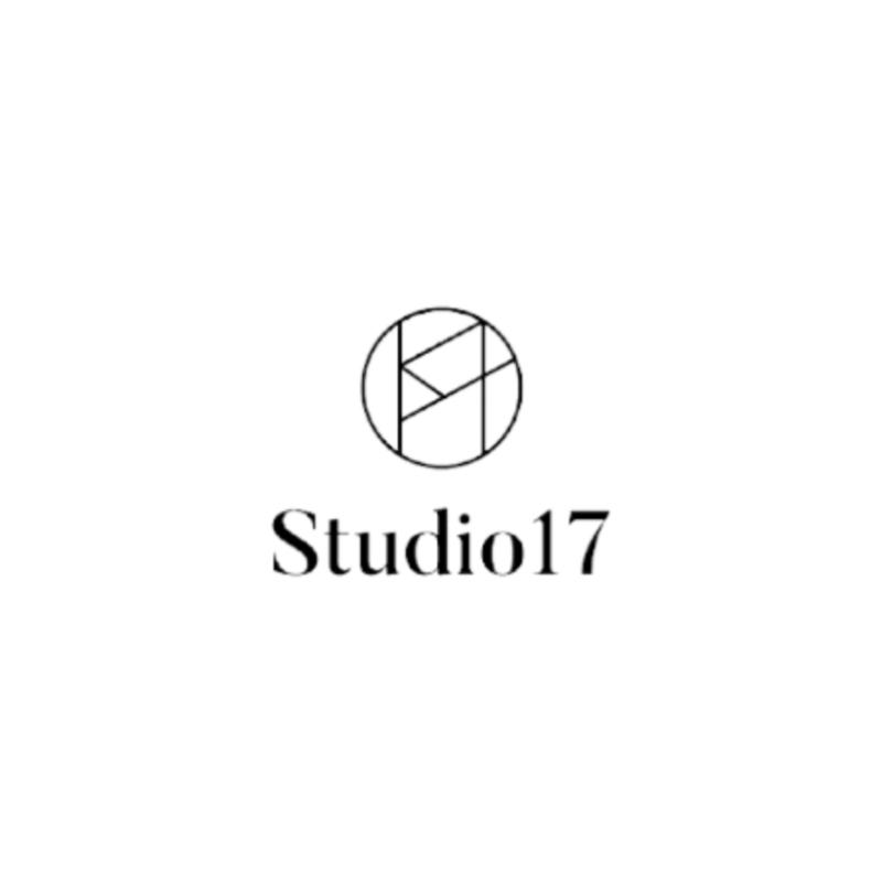 STUDIO17 Portable Makeup Brush Set