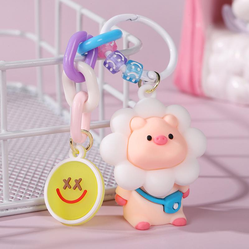 Creative Cartoon Sunflower Pig Key Chain Backpack Pendant Decoration Resin Keyring Creative Gifts