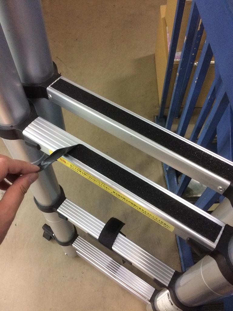 SGA-191 Противоскользящая лента Рулонный тип Наружные ступени 1,0 x 16,4 фута (25 мм) x 16.4 фута (5 м) (черный)