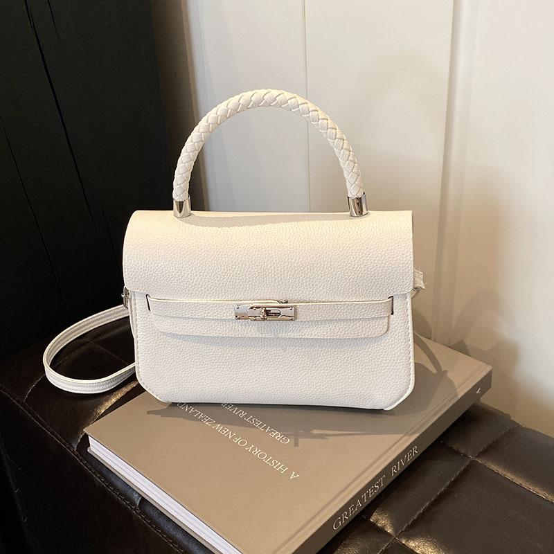 Популярная маленькая сумка-мессенджер женская новая летняя модная сумка через плечо 2024 года маленькая квадратная сумка для поездок на работу