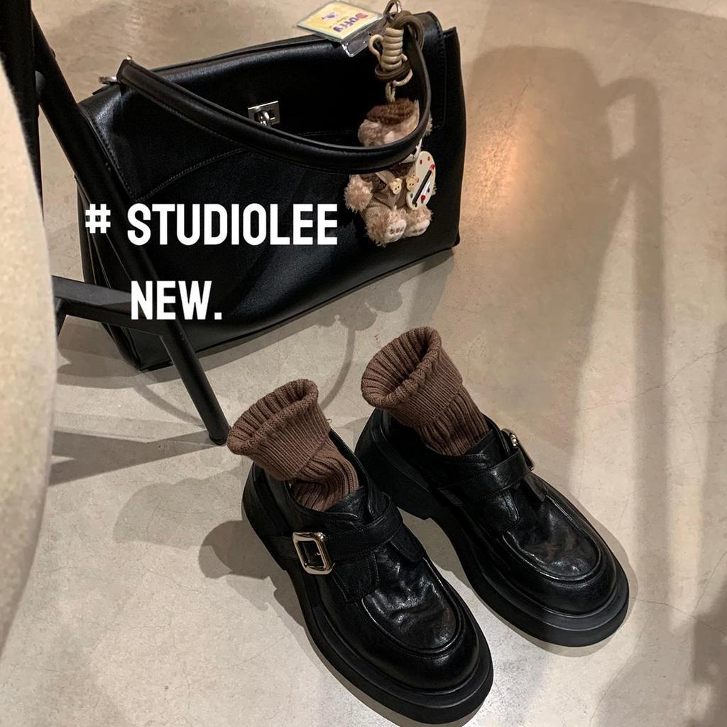 Версия из коровьей кожи виноградной вымытой лошадиной кожи с круглой пряжкой и британской однопедальной обувью, женские туфли-лоферы на платформе с увеличенной высотой каблука