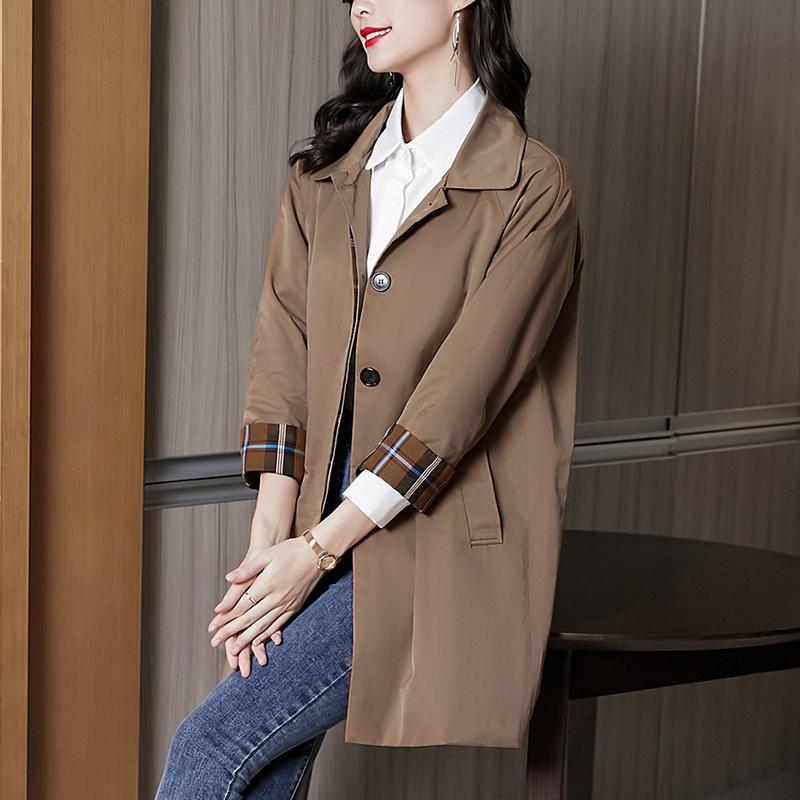 Стильная и удобная ветровка средней длины для весны и осени, размер плюс для женщин с пышными формами, тонкое пальто для мам среднего возраста