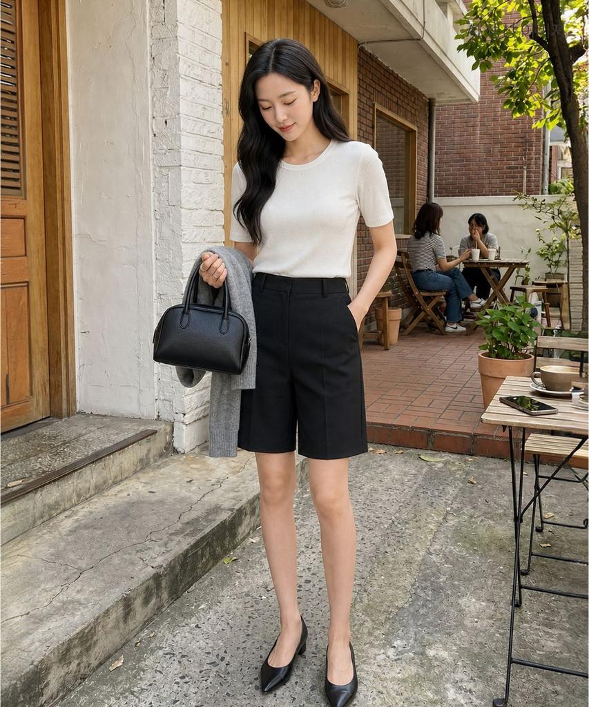ROEM Belted Cotton Shorts Rmtwg25R16