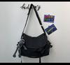 Unisex Retro Canvas Messenger Bag: Versatile Crossbody for Men and Women, Ideal for Travel or Class.