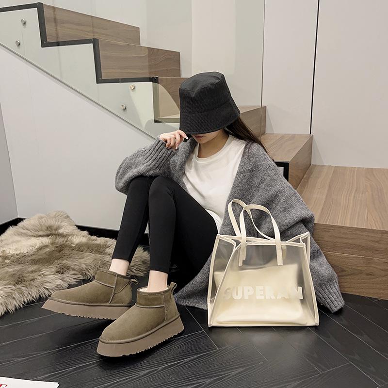 Женские водонепроницаемые ботинки для снега из натуральной кожи 2024 года, короткие, Zhou Dongyu Star Edition, противообрастающие мини-ботинки