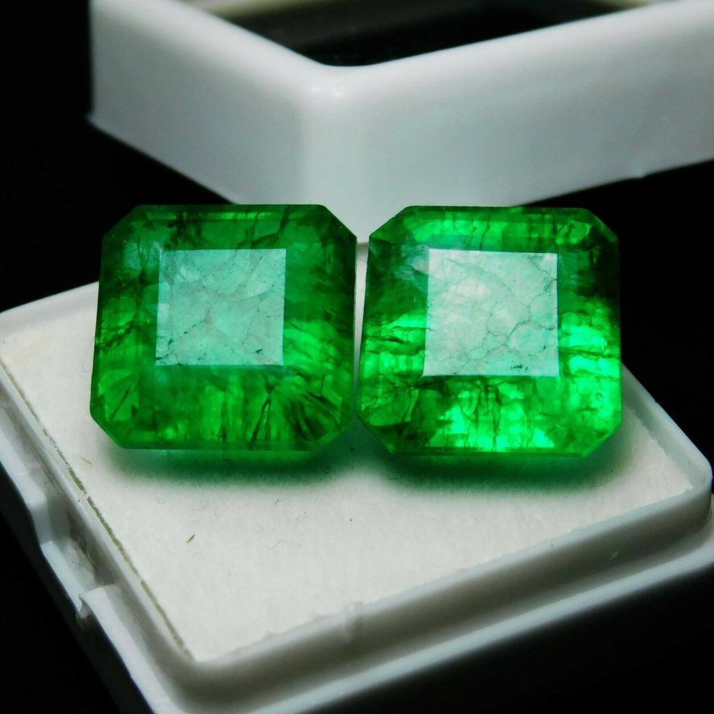 Natural Green Emerald Loose Gemstone Square Cut 18.12 ct Pair for Jewelry Making and Gem Collections