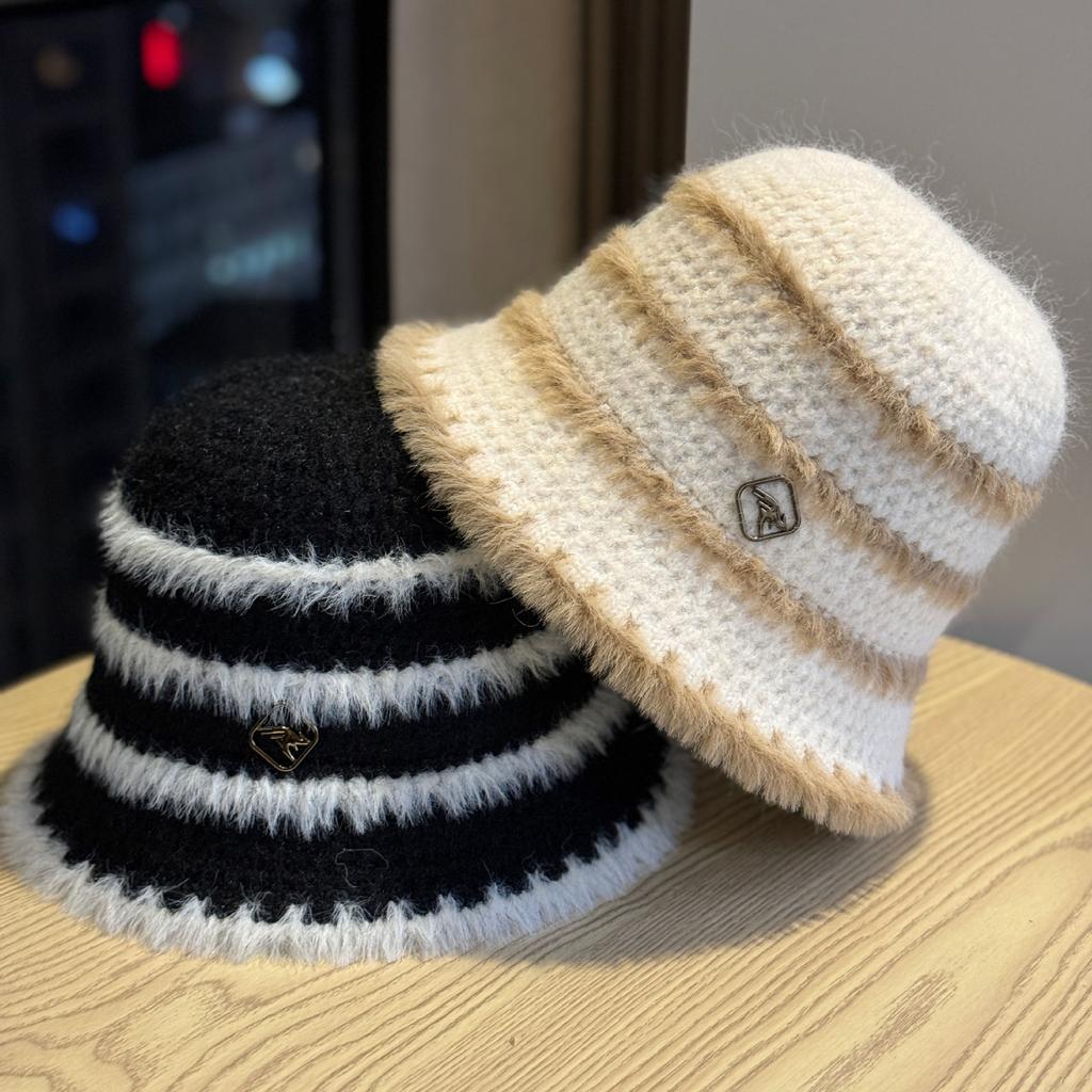 Рыбацкая шляпа Женская Осень и Зима Теплая Защита ушей Подчеркивающая лицо Маленький Размер для большой головы Корейский стиль Универсальная Повседневная Вязаная шерсть