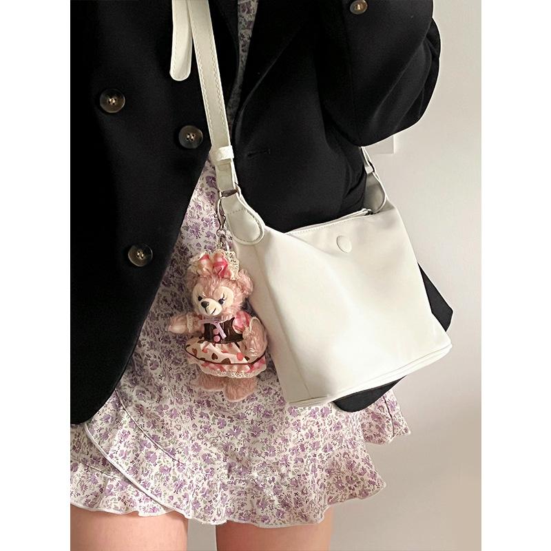 Сумка женская 2024 новая ветрозащитная легкая текстура маленькая сумка через плечо часто универсальная сумка-мессенджер для поездок на работу