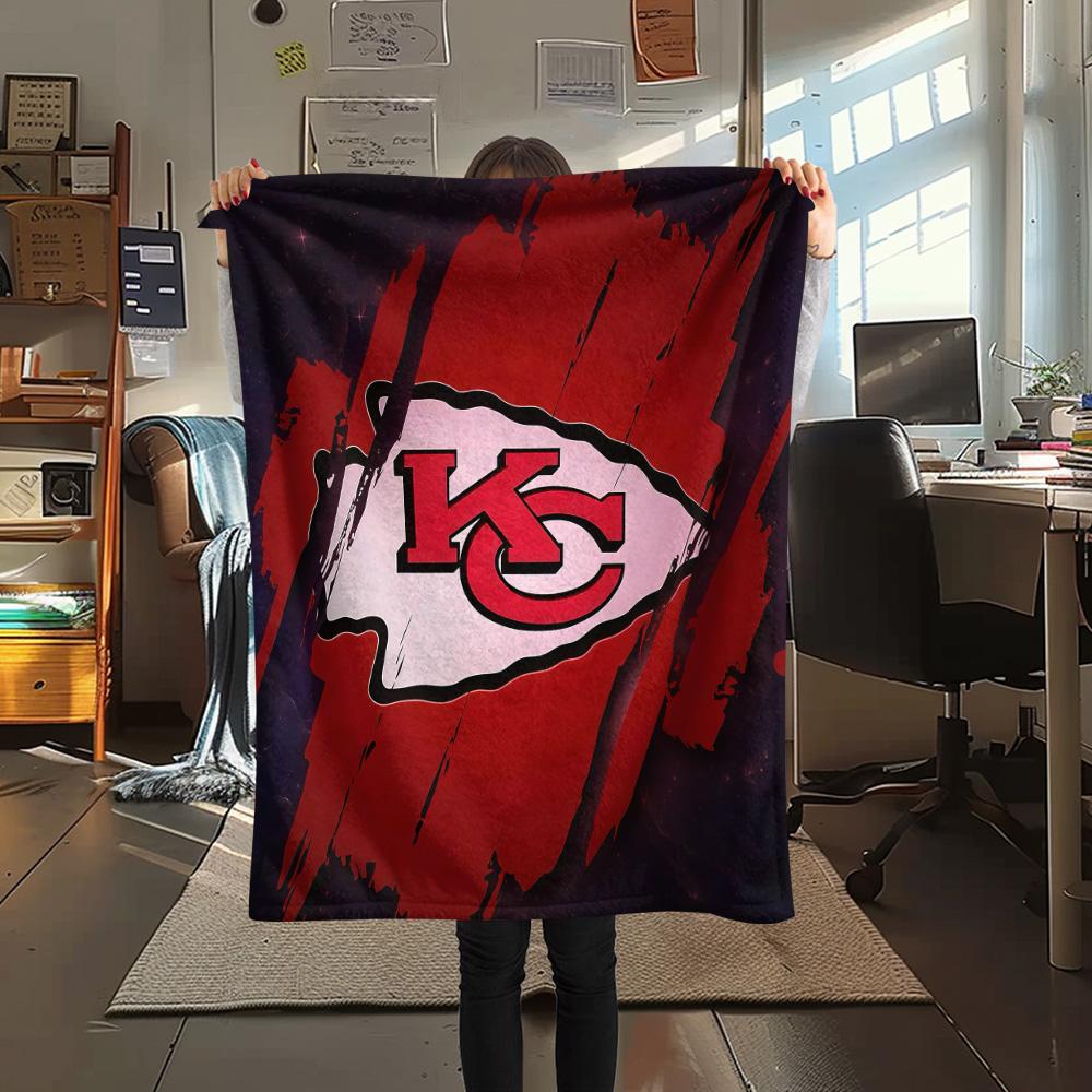 Kansas City Chiefs Flannel Blanket, High quality Comfortable for All Seasons, Home Decor, Warmth and Comfort