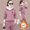 Модный утолщенный флисовый комплект Женский свободный повседневный наряд Худи с карманом Двойка Осенне-зимний стиль Уличная одежда