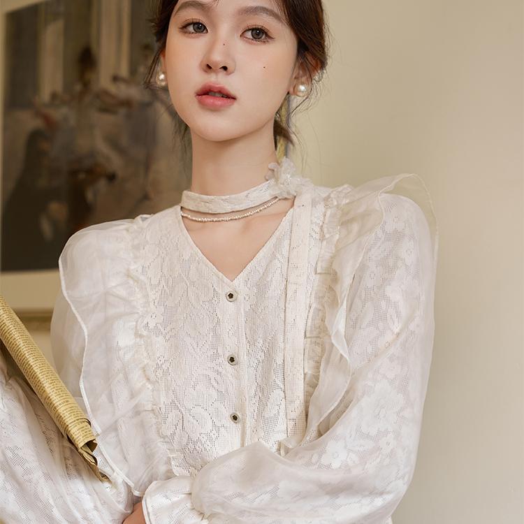 Mishow White Bow Blouse for Women Autumn 2023 Fashion Elegant Loose Lace V-neck Long Sleeve Button Casual Shirts MXC41X1280