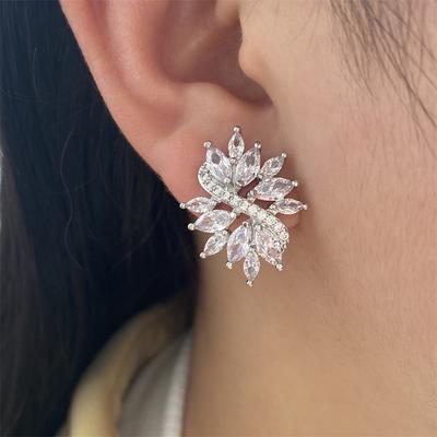 Роскошные серьги-пусеты с кристаллами кубического циркония для женщин, нежные серьги медного цвета для невесты, цветок ручной работы, свадебный циркон