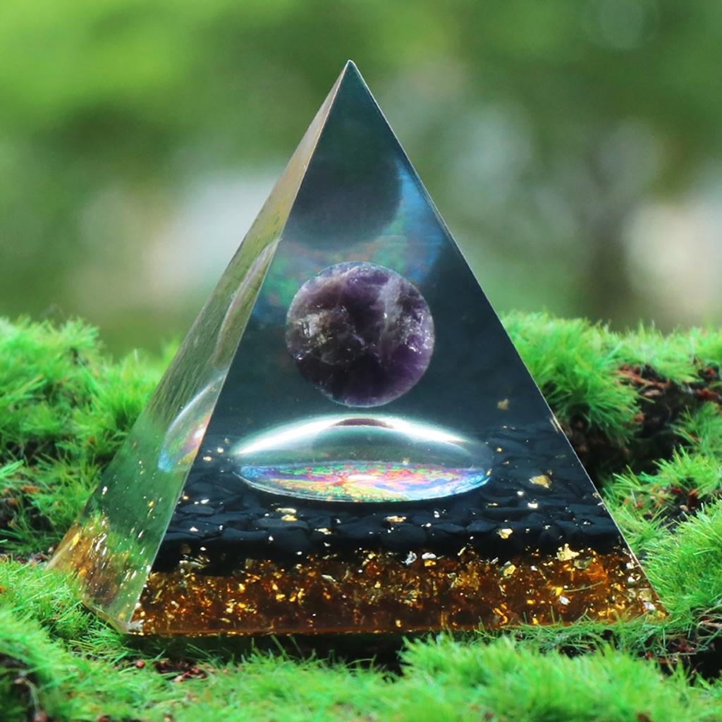 1Pc Orgonite Pyramid,With Protection From Crystals Energy Generator For Stress Reduce Meditation Wealth Attraction For Home Decor Jewelry 6x6 Cm