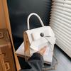 Crossbody Bag Women'S Fashion Niche Design Chain Bow Portable Small Square Bag Work Hand Bag