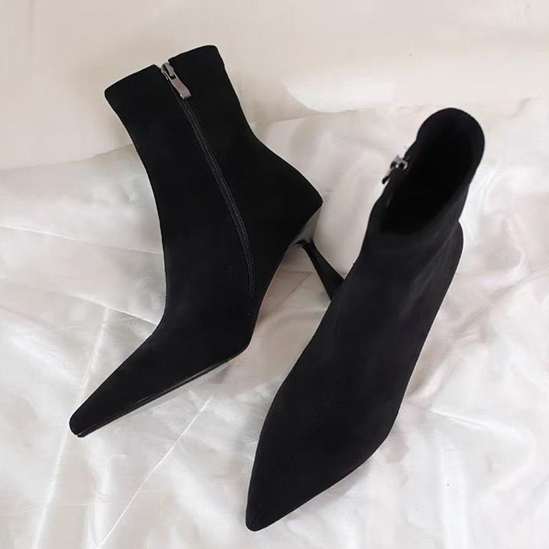 Женские замшевые ботинки челси на высоком каблуке, сексуальные туфли с острым носком, зима 2024, модные новые тенденции, готические женские туфли