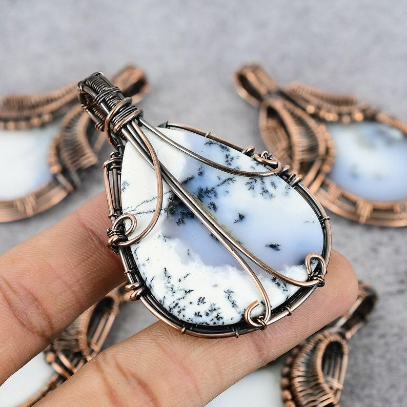 Подвеска из драгоценного камня опал-дендрит, подвеска из медной проволоки, подвеска из опала-дендрит, ювелирное изделие из меди, дизайнерская подвеска, ювелирное изделие из натурального кристалла