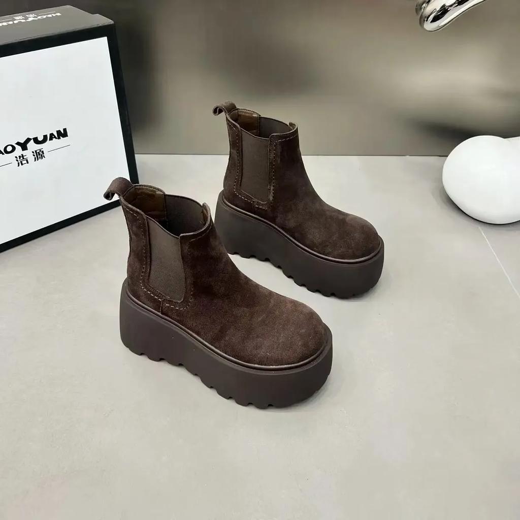 Ботильоны на платформе для снега для женщин, замшевые туфли на плоской подошве, женская обувь 2024 года, тренд, готика, зима, новая классика, мода, мотоциклетные ботинки для женщин