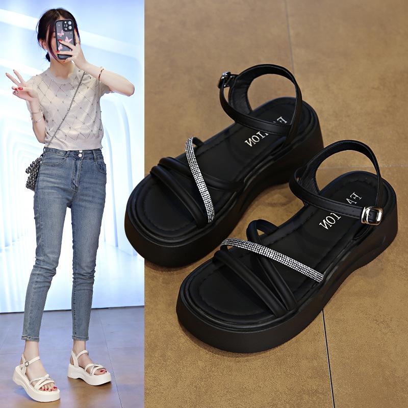 Сандалии с толстой подошвой Muffin, женские летние пляжные сандалии со стразами и поясом One Word, удобные сандалии для отдыха, женские модные дышащие туфли