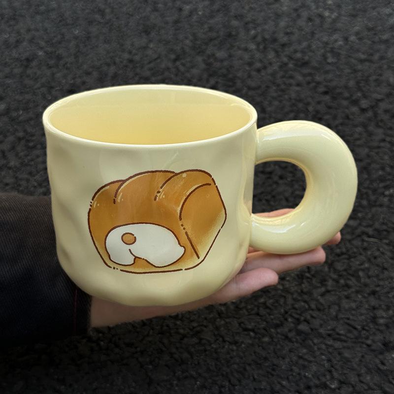 Милая милая кружка подарок на день рождения девушка дарит девушке креативная практичная чашка большая вместимость керамическая чашка с крышкой