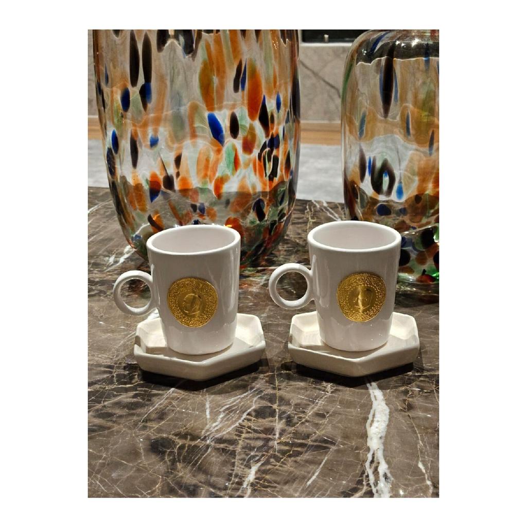 Набор из 2 золотых чашек по 4 предмета