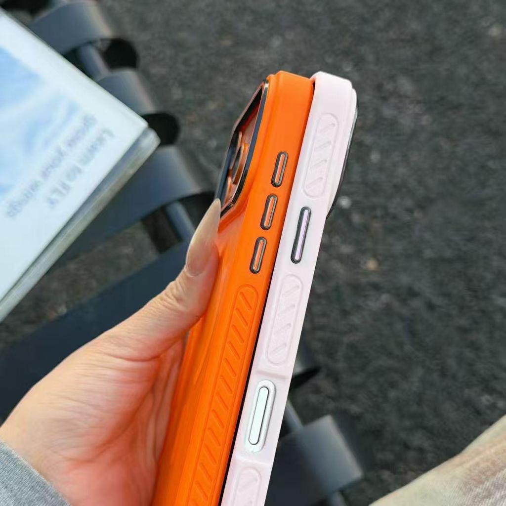 iPhone 17 Pro Max Магнитный защитный чехол с текстурой, приятной на ощупь, противоскользящий, матовый, противоударный