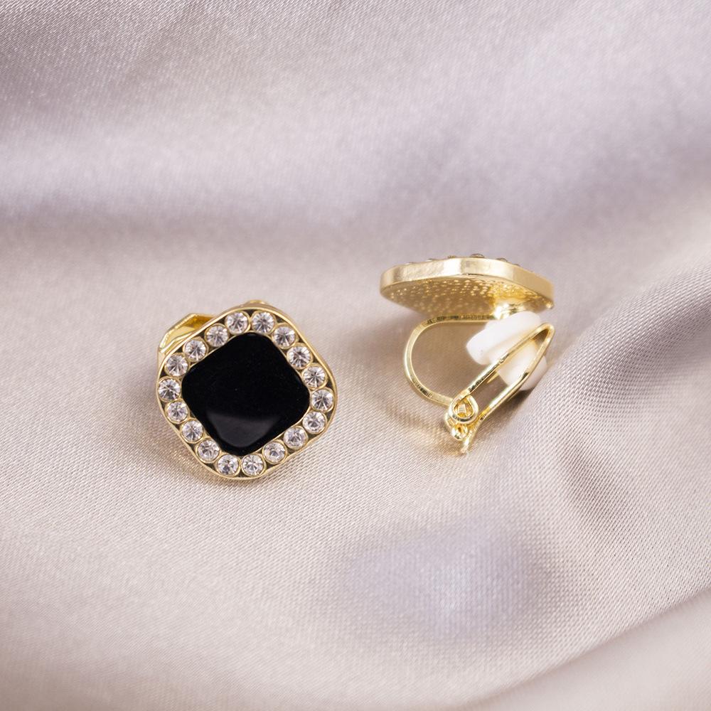 Универсальные легкие роскошные клипсы для ушей без проколов, повседневные высококачественные треугольные клипсы для ушей, универсальные женские серьги