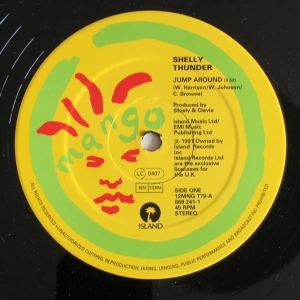 12-дюймовая пластинка SHELLY THUNDER Jump Around 12MNG779 Mango 1991 UK Reggae Ska Dub Б/у