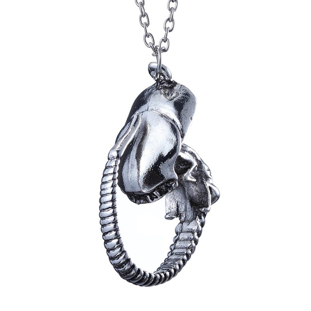 Vintage Game Aliens Predator Key Chain Alien Queen Keychain Fashion Metal Pendant Necklace Movie Keyring For Fans Gifts