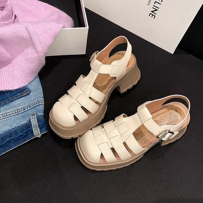 Кожаные летние новые сандалии женские носят универсальные толстый каблук сумка голова толстая подошва полые мягкая подошва пляжные туфли-клетка для свиньи