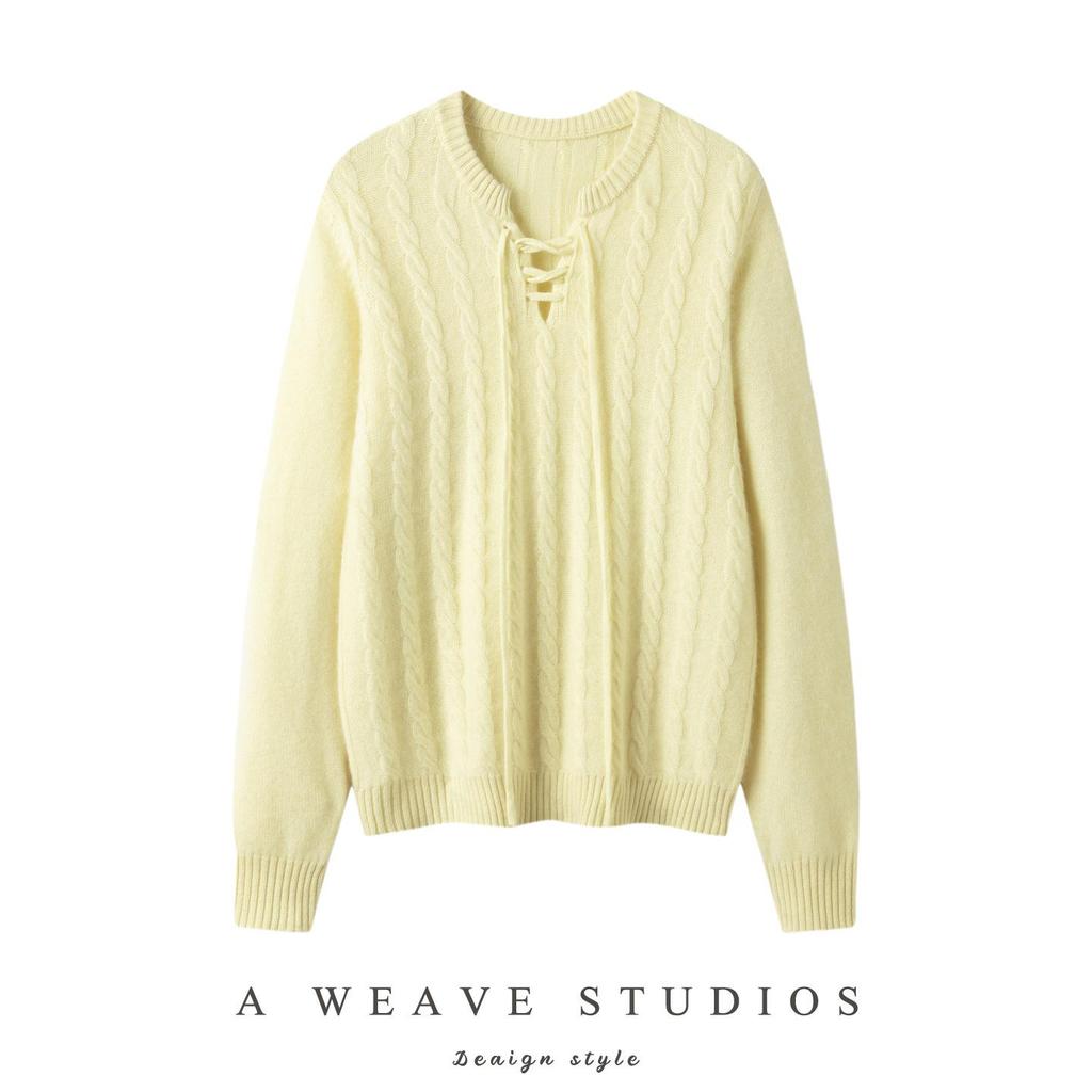 Lekasha Women's Cashmere Cable Knit Base Layer - Autumn/Winter, Seven-Gauge, Lace-Up, Loose Fit, Thick Round Neck.