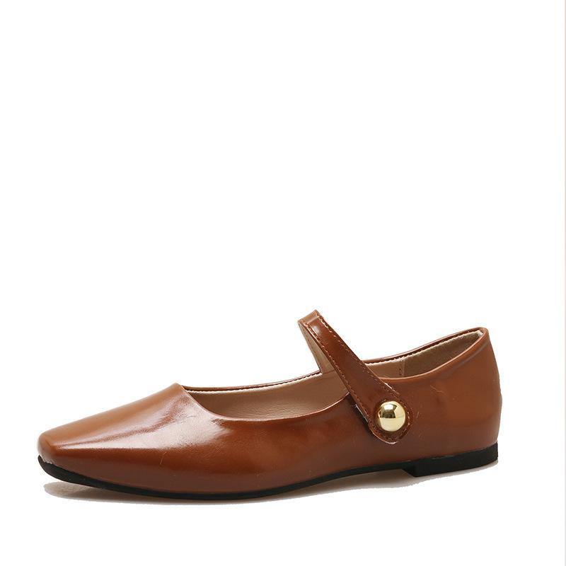 Французский темперамент ретро туфли Мэри Джейн с квадратной головкой женские 2024 новые туфли на плоской подошве с неглубоким горлом на мягкой подошве для поездок на работу