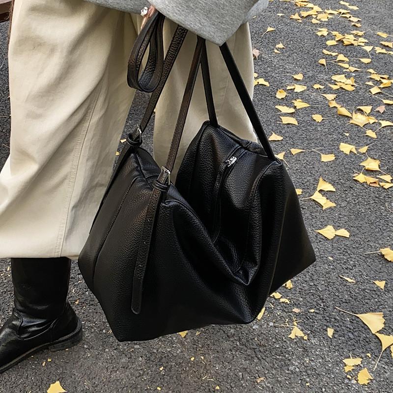 IELGY Ladies Tote Bag Commuter Large Capacity Autumn Winter Shoulder Messenger Bag