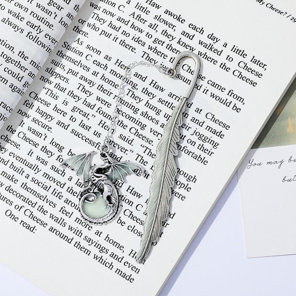 Vintage Feather Dragon Metal Bookmarks Unique Luminous Dragon Pendant Charms for Book Lovers Cool Bookmark Gifts School Supplies