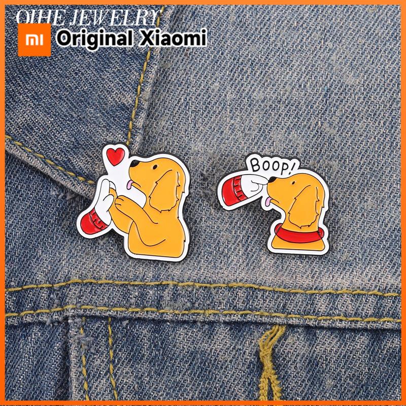 Xiaomi Cute Golden Retriever Enamel Pin Cute Pet Dog Holding Human Hand Heart Shape Boop Nose Brooch Lapel Badge Cartoon Jewelry Gifts