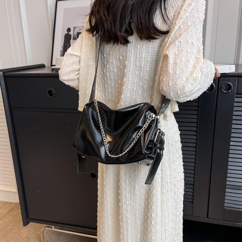 Премиальная женская летняя новая сумка через плечо подмышку простая модная универсальная цепочка кроссбоди сумка-подушка