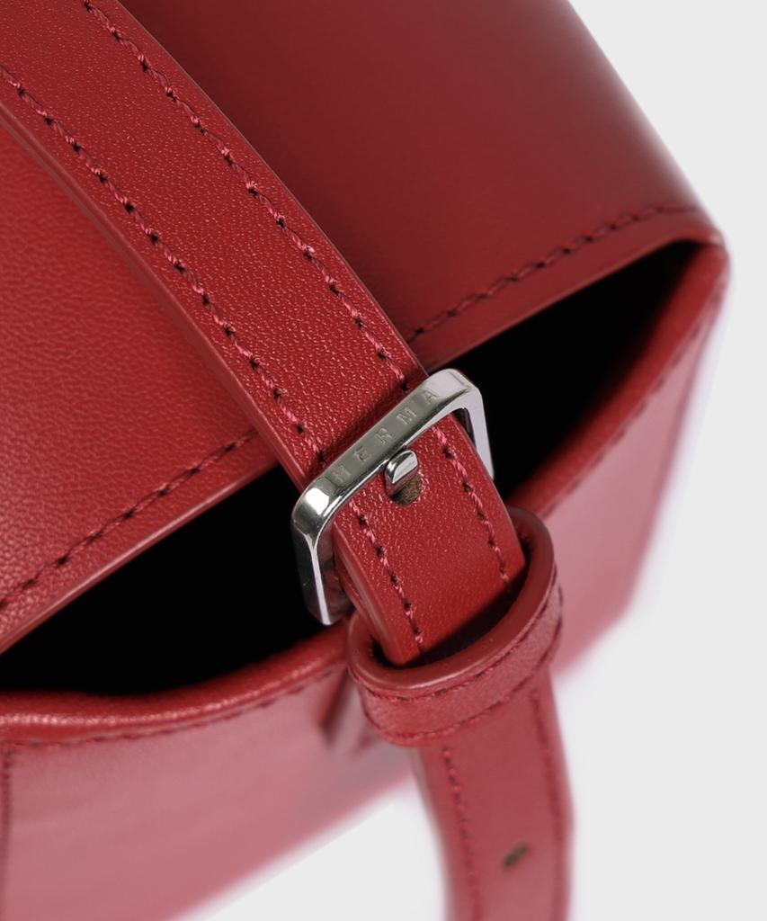 Herma Recta Convertible Shoulder Bag Red