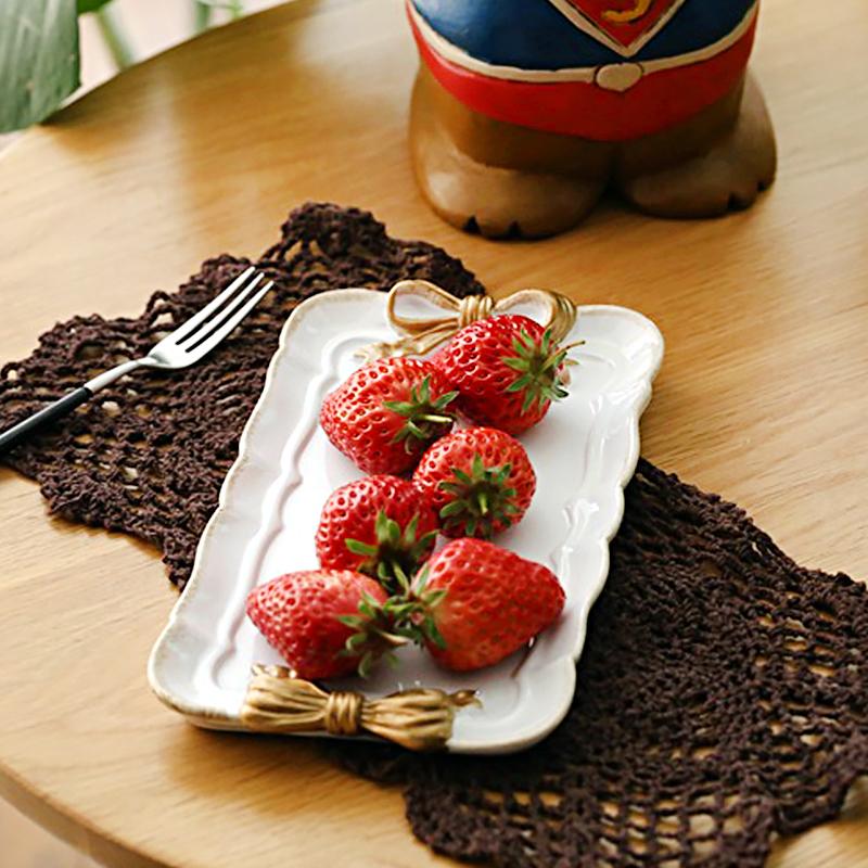 1 шт. Бант Романтическая десертная тарелка Цвет французского макарона Модный поднос из смолы с золотым покрытием