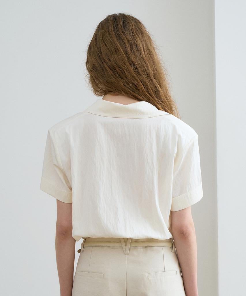 RENEJ Collar Banding Blouse