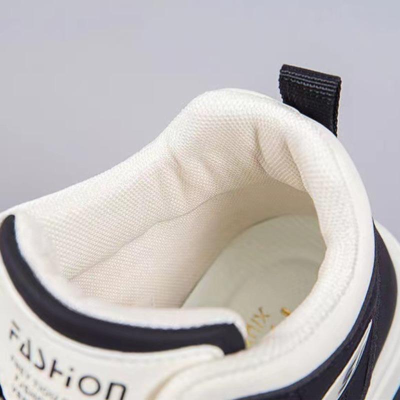 Men's Sneakers 2025 Spring Wear-resistant Skateboard Shoes Casual Thick Soled Lace Up Anti Slip Outdoor Running Shoes Zapatillas