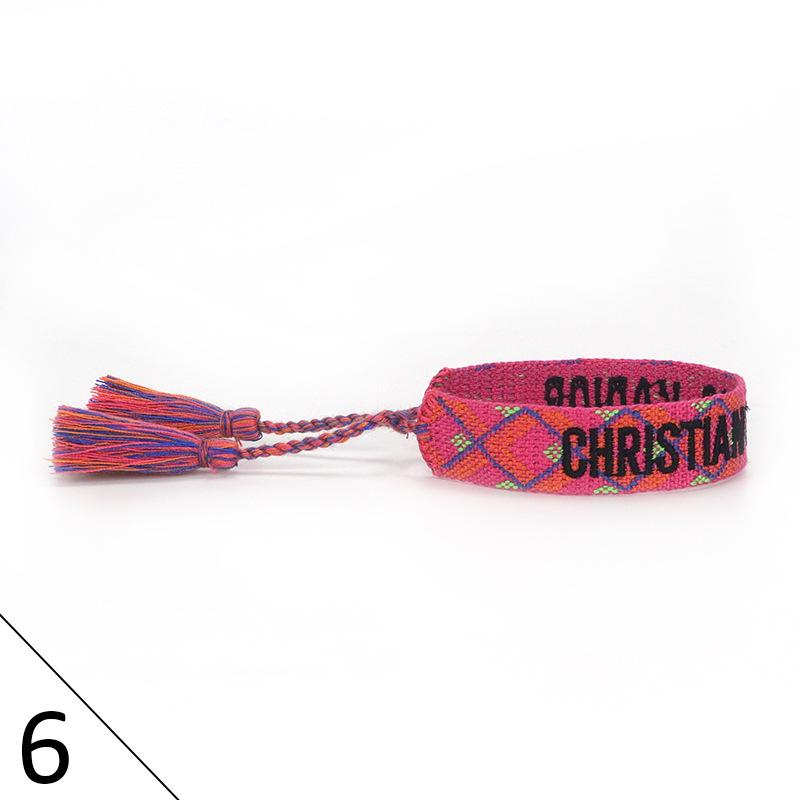 Браслет дружбы ручной работы с вышивкой и кисточками для женщин