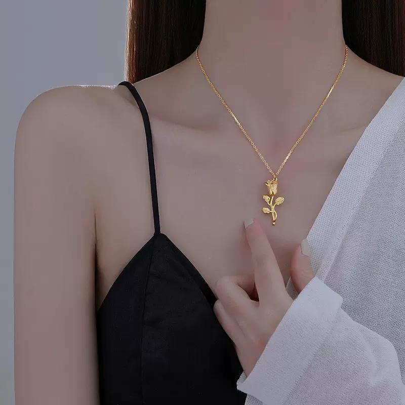 Vintage Rose Flower Necklaces For Women Gold Color Pendant Necklace 316L Stainless Steel Clavicle Chain Fashion Jewelry Gift