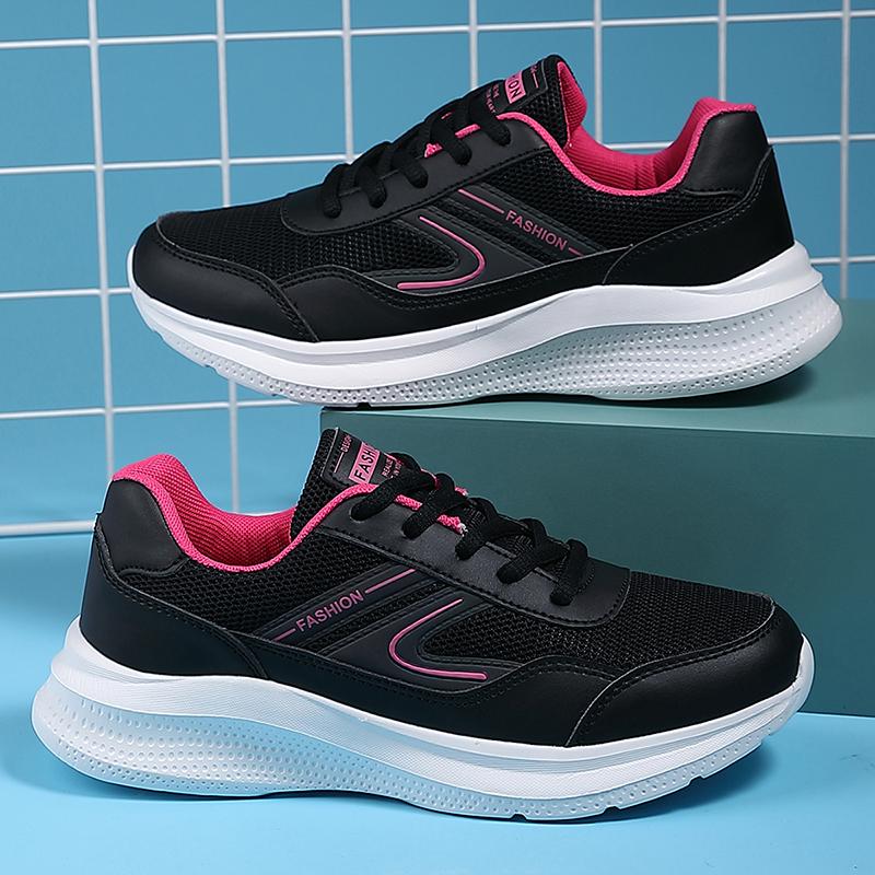 Purple Sports Shoes for Women In Spring and Summer Lightweight Non Slip Shock Absorbing Student Running Shoes Mother Soft Soled