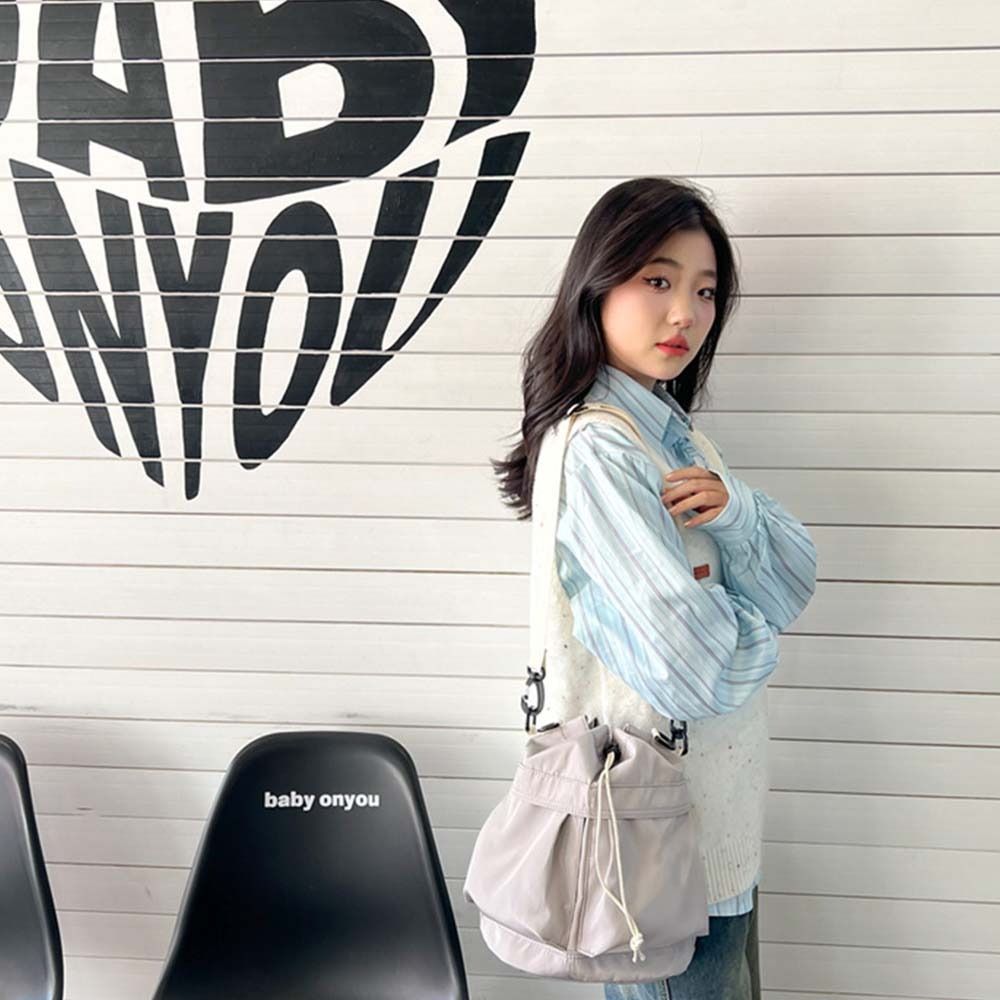 Korean Style Drawstring Fitness Bag Solid Color Bucket Bag Swimming Nylon Crossbody Bag Women