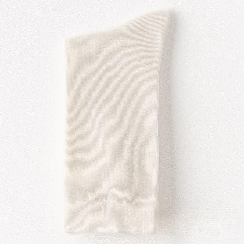 Носки White Pile Socks — легкие летние носки до середины икры, эластичные, без косточек, впитывающие пот и дышащие, для послеродового периода.