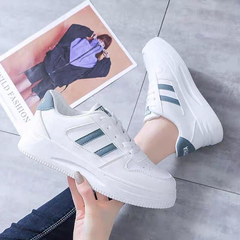 Casual Shoes Women Sports Shoes Wear-resistant and Breathable Female White Shoes Women Tennis Sneakers Lady Simple Fashion