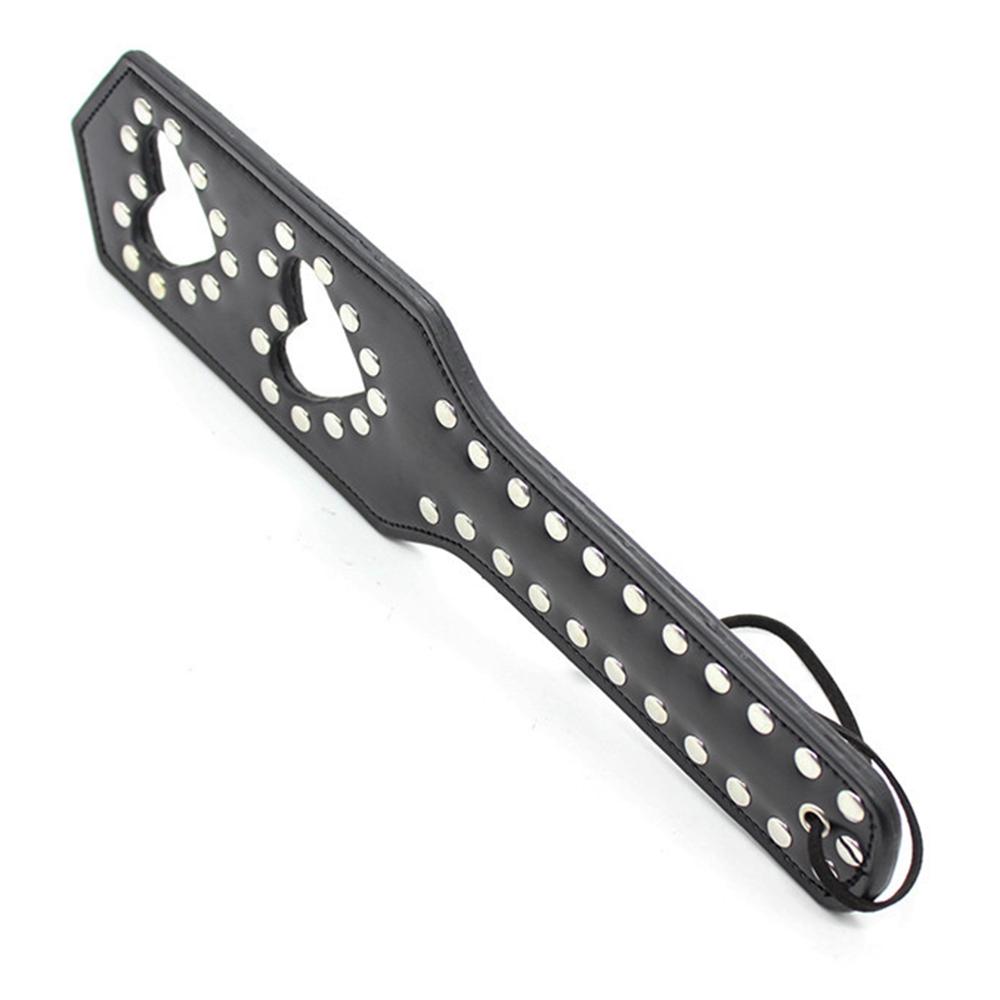 Секс-игрушки из искусственной кожи с заклепками, весло для порки в стиле панк, секс-игра, выдолбленное весло для порки в форме сердца, товары для взрослых, БДСМ