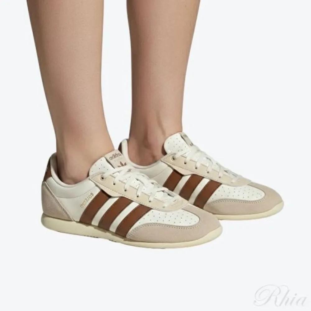 Adidas HQ7389 Varda Low OWHITE DUBR WARVAN