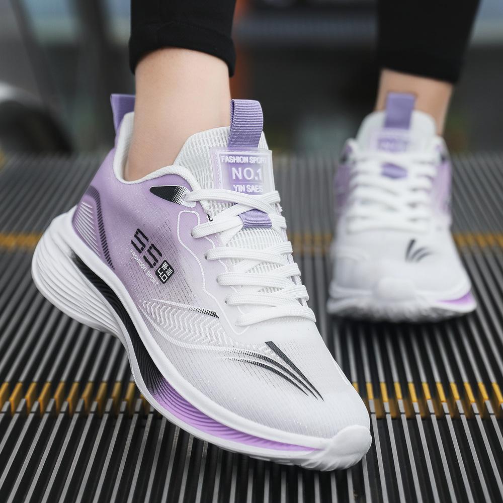 Мужская обувь лето новая пара спортивная обувь дышащая сетка ультралегкая гоночная беговая обувь мужская спортивная трендовая обувь женская
