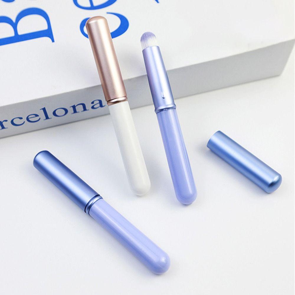 Professional Concealer Brush Portable Makeup Tools Easy To Carry Lip Brush Women
